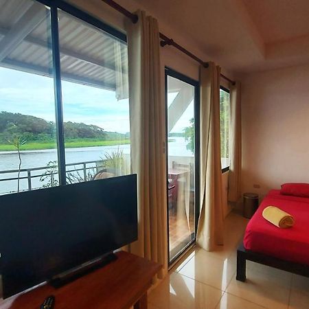 Tortuguero Adventures GuestHouse Exterior foto